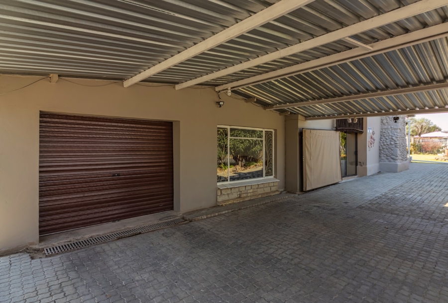 3 Bedroom Property for Sale in Noordhoek Free State